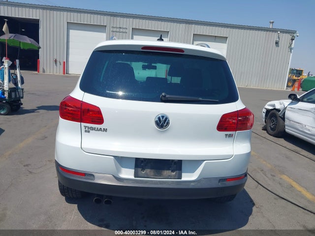WVGAV7AX9GW577669 Volkswagen TIGUAN SE