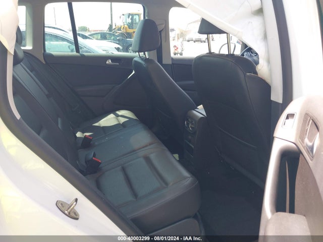 WVGAV7AX9GW577669 Volkswagen TIGUAN SE