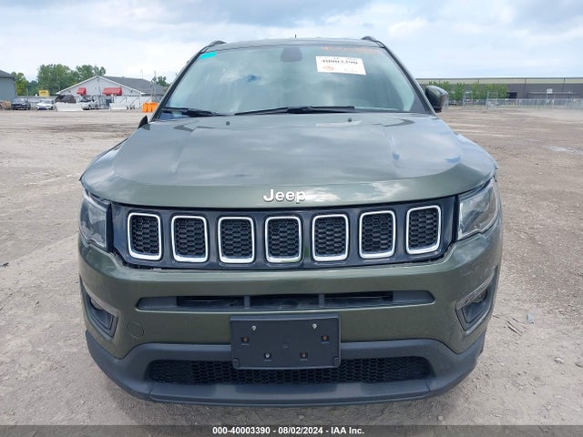 Jeep Compass Latitude 4x4 2018 3C4NJDBB0JT239805 Image 12