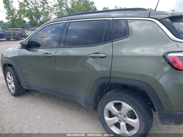 Jeep Compass Latitude 4x4 2018 3C4NJDBB0JT239805 Image 14