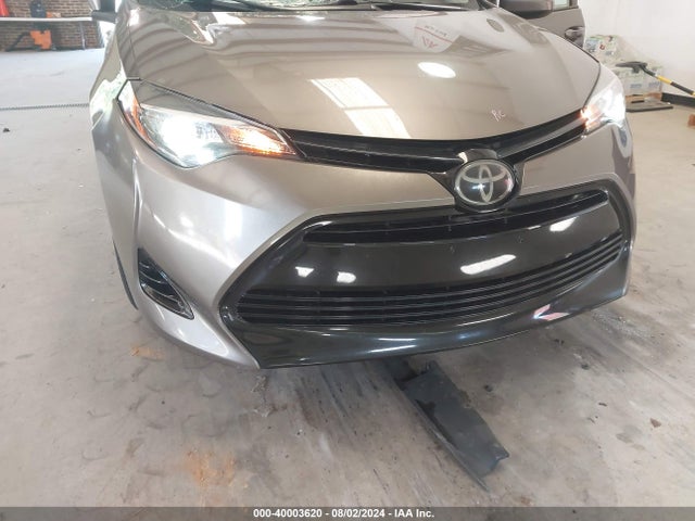 Toyota COROLLA LE 2018 5YFBURHE7JP754845 Image 19