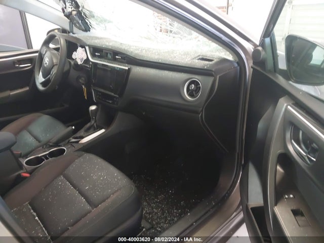 Toyota COROLLA LE 2018 5YFBURHE7JP754845 Image 5