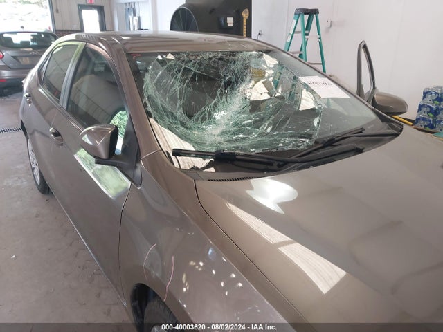 Toyota COROLLA LE 2018 5YFBURHE7JP754845 Image 6