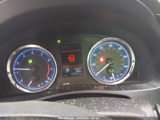 Toyota COROLLA LE 2018 5YFBURHE7JP754845 Image 7