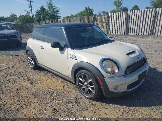 2008 MINI COOPER S WMWMF73588TV37268 Photo 0
