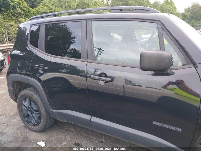 Jeep Renegade Upland Edition 4x4 2018 ZACCJBAB0JPH82284 Image 14