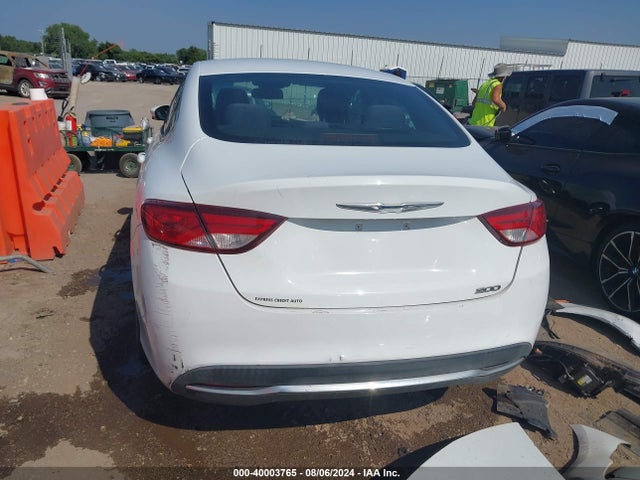 Chrysler 200 Limited 2015 1C3CCCAB4FN689305 Image 15