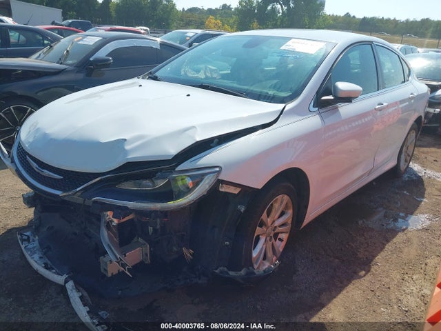 Chrysler 200 Limited 2015 1C3CCCAB4FN689305 Image 2