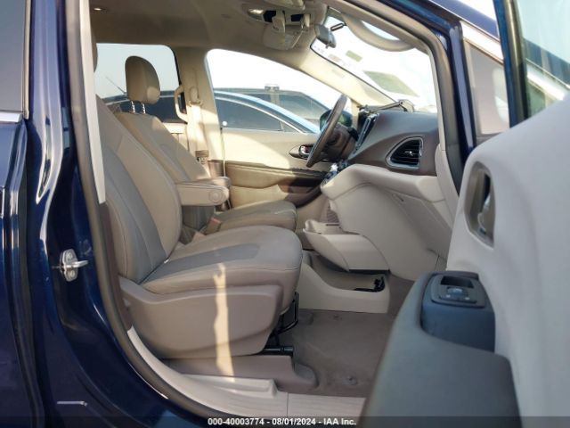 2C4RC1CG4LR134548 Chrysler Voyager Lx
