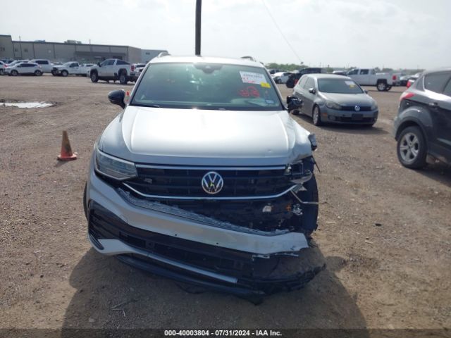 3VVCB7AX7PM108295 Volkswagen Tiguan 2.0t Se R-line Black