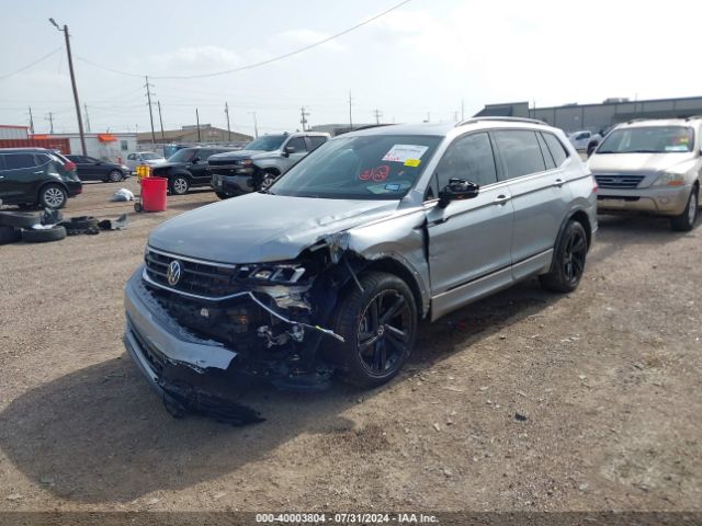 3VVCB7AX7PM108295 Volkswagen Tiguan 2.0t Se R-line Black