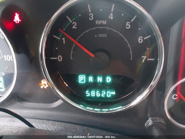 1C4HJWEG4HL582672 Jeep Wrangler Unlimited Sahara 4x4