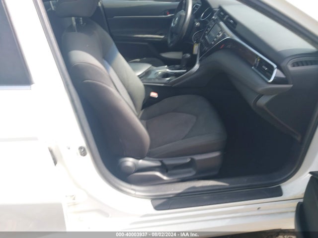 Toyota CAMRY LE 2018 JTNB11HK8J3037567 Image 5