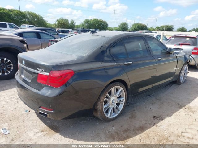 2011 BMW 7 SERIES WBAKC6C51BC395072 Photo 3