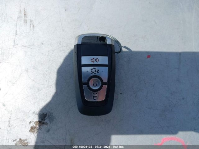 3FA6P0HDXJR232478 Ford FUSION SE