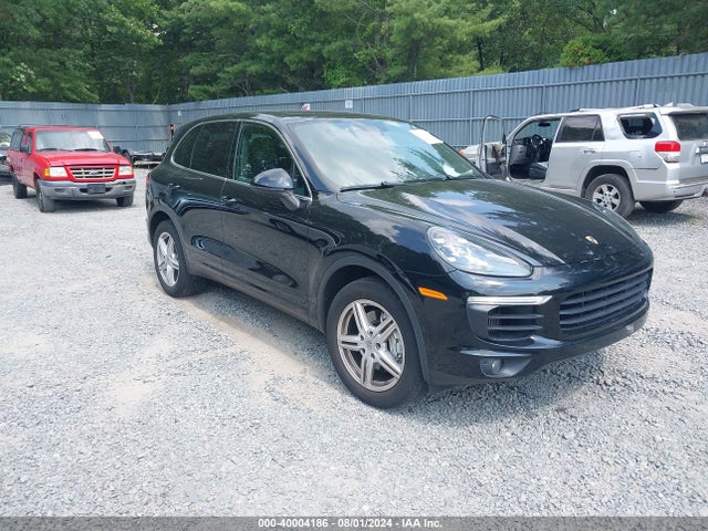 2017 PORSCHE CAYENNE WP1AB2A20HLA52845 Photo 0