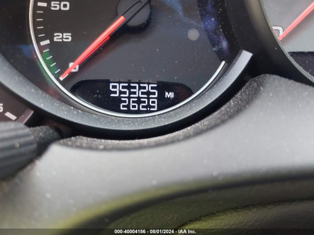 2017 PORSCHE CAYENNE WP1AB2A20HLA52845 Photo 6