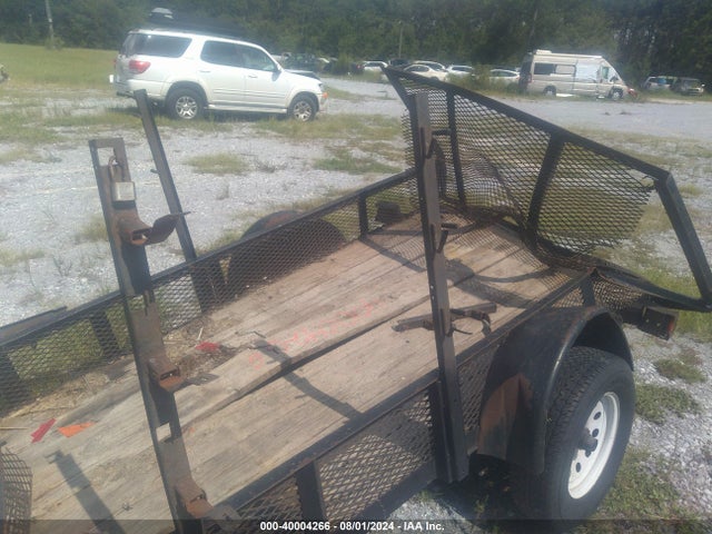 1L9L1UA12HD561002 Homemade Trailer