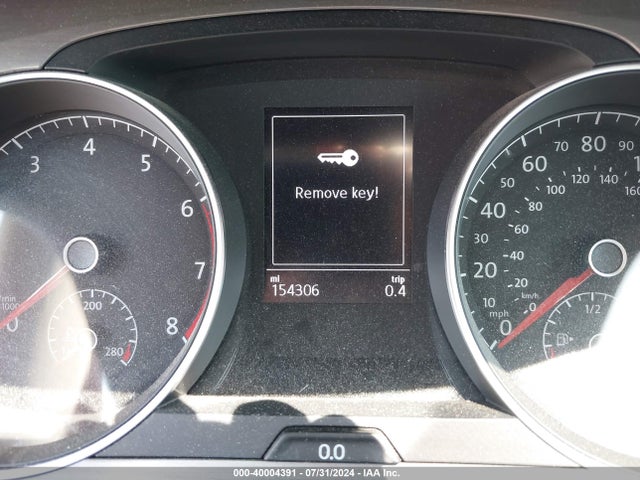 3VWU17AU2HM530579 Volkswagen Golf Sportwagen Tsi S