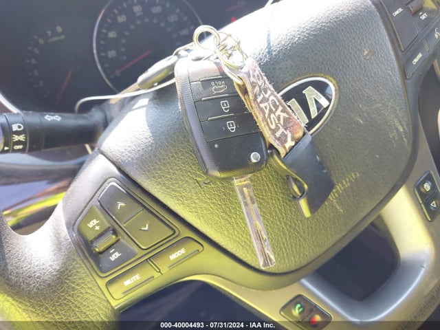 5XYKTCA65EG429348 KIA SORENTO LX