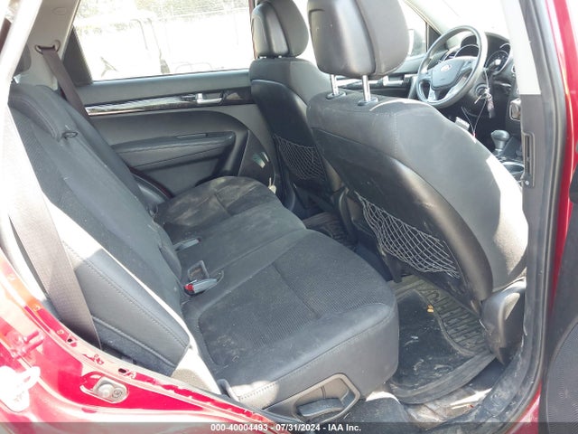 5XYKTCA65EG429348 KIA SORENTO LX