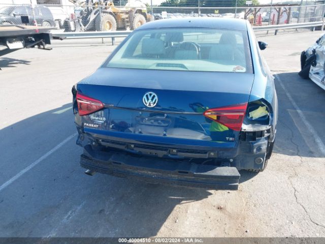 1VWAA7A34JC008358 Volkswagen Passat 2.0t R-line/2.0t S