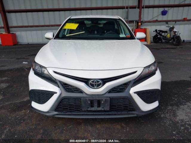 4T1G11BK3MU021435 Toyota Camry Se Awd