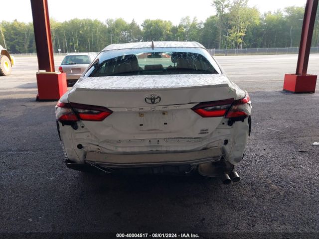 4T1G11BK3MU021435 Toyota Camry Se Awd