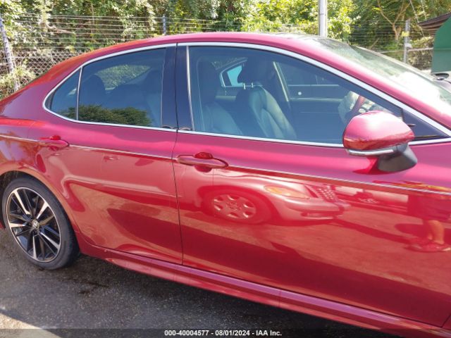 4T1B61HK5JU532126 Toyota CAMRY XSE