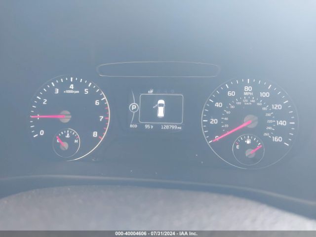 5XYPGDA55HG221014 KIA Sorento 3.3l Lx