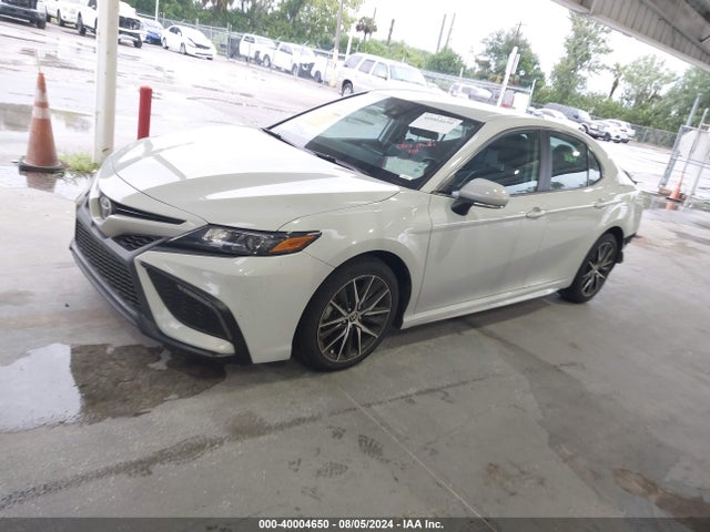 Toyota CAMRY SE 2022 4T1T11AK5NU033989 Image 2