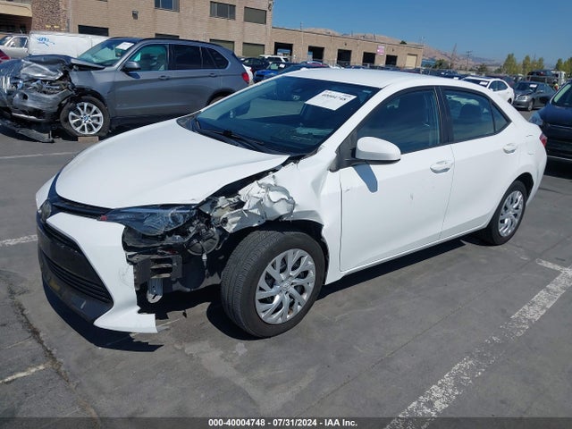 Toyota COROLLA LE 2019 5YFBURHE1KP900187 Image 2