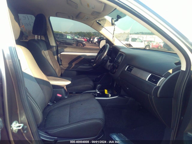 2018 MITSUBISHI OUTLANDER JA4AD3A35JZ060205 Photo 4