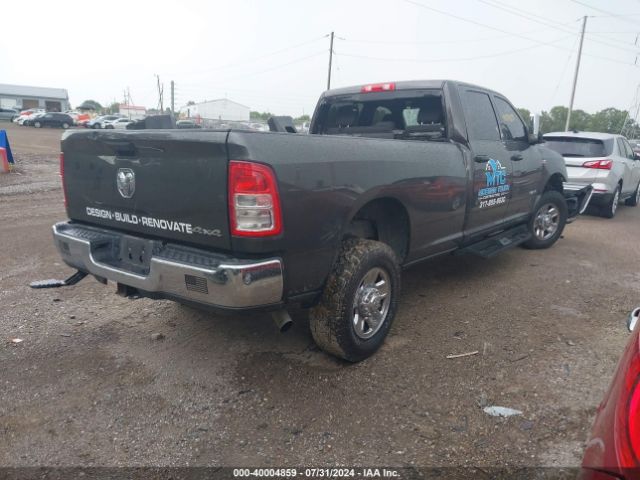3C6UR5HJ0NG251273 RAM 2500 Tradesman  4x4 8' Box