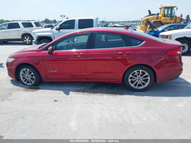 3FA6P0LU6KR243678 Ford Fusion Hybrid Se