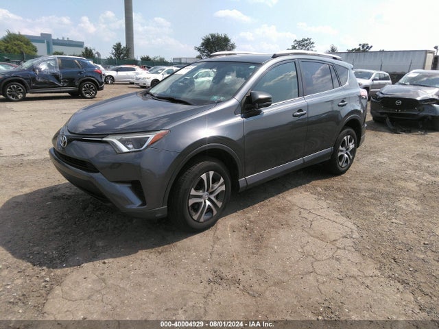 Toyota RAV4 LE 2016 JTMBFREV3GD191318 Image 2
