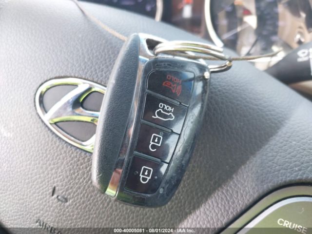 5XYZU3LB5HG380761 Hyundai Santa Fe Sport 2.4l