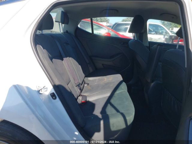 KNAGM4A76F5540306 KIA Optima Lx