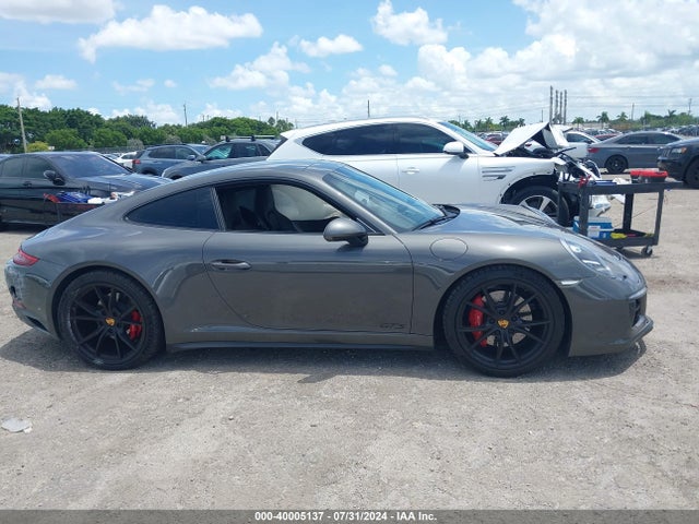 Porsche 911 Carrera Gts 2018 WP0AB2A96JS122830 Image 13