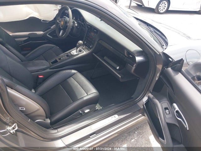 2018 PORSCHE 911 WP0AB2A96JS122830 Photo 4