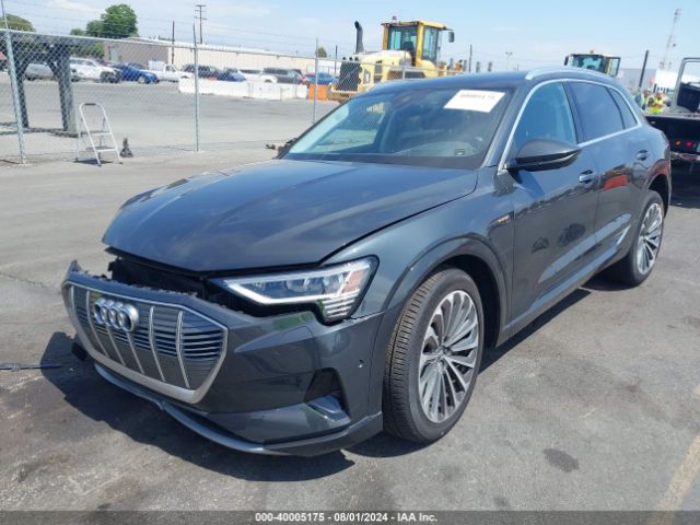 WA1VAAGEXKB010420 Audi E-tron Premium Plus