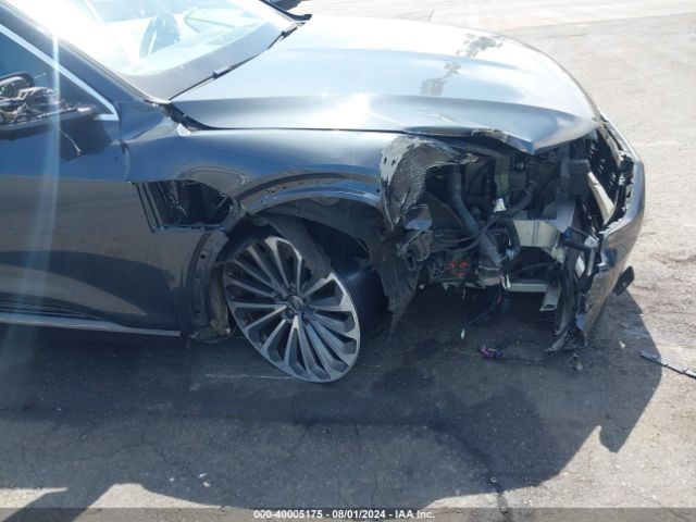 WA1VAAGEXKB010420 Audi E-tron Premium Plus