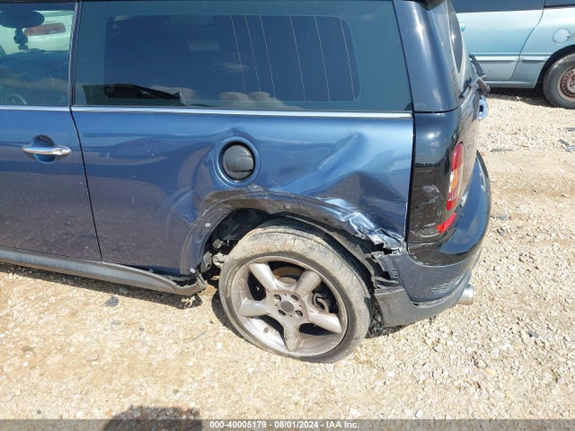 2010 MINI COOPER S CLUBMAN WMWMM3C59ATP94069 Photo 5