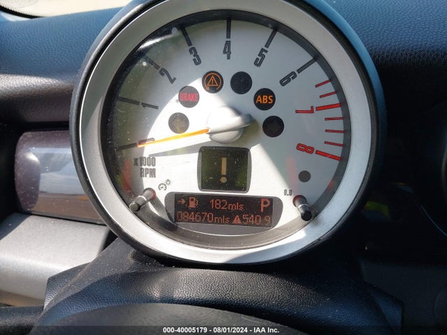 2010 MINI COOPER S CLUBMAN WMWMM3C59ATP94069 Photo 6