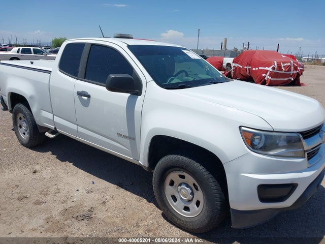 2019 1GCHSBEA3K1218070 main image