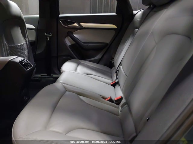 WA1JCCFS6JR010383 Audi Q3 2.0t Premium/2.0t Sport Premium