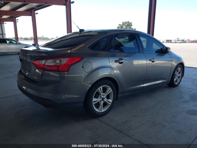 Ford FOCUS SE 2014 1FADP3F22EL459338 Image 4