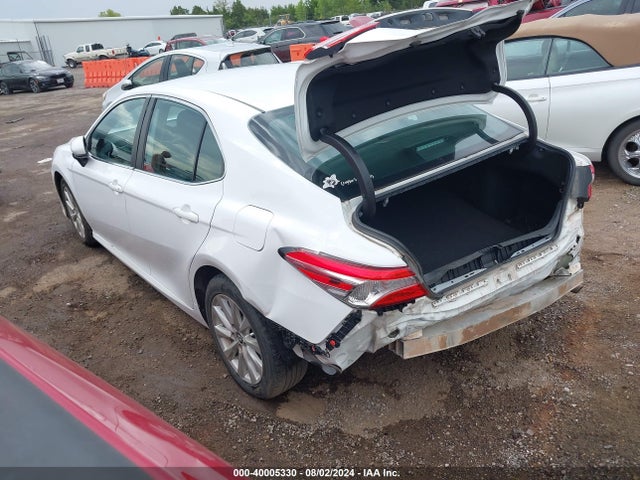Toyota CAMRY LE 2020 4T1C11AK5LU930520 Image 3