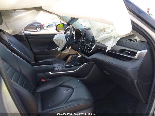 Toyota Highlander Xle 2022 5TDHZRAH1NS137499 Image 5