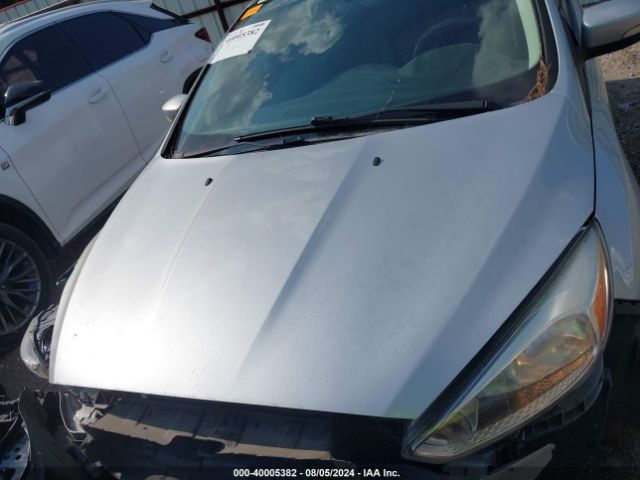 1FADP3K29HL342320 Ford FOCUS SE